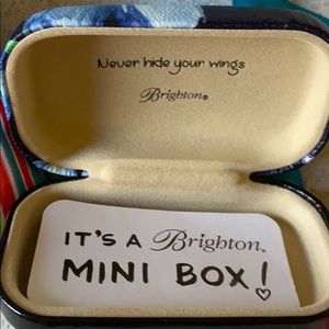 Brighton Accessories - BRIGHTON Mini Box Navy Blue Floral Brighton Accessories - BRIGHTON Mini Box Navy Blue Floral